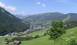 Busreis naar Saalbach in Oostenrijk